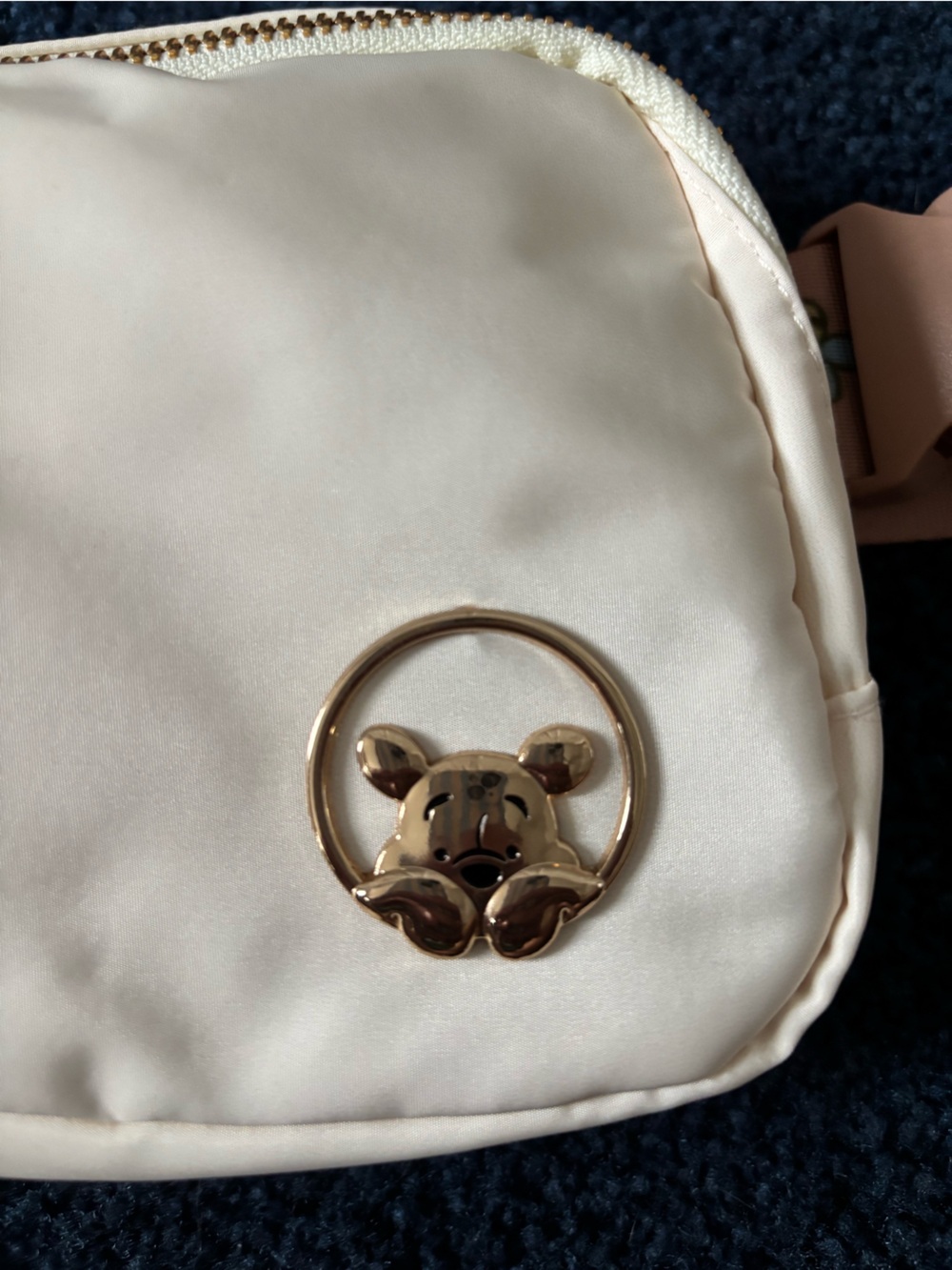 Disney Winnie the Pooh belt bag - Picture 2 of 4